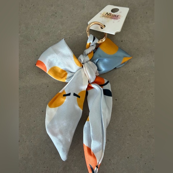 Nicole Bow Key Holder purse or bag Charm in various designs - Picture 7 of 7